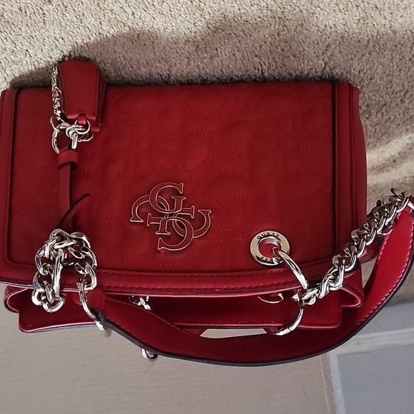 Guess shoulder bag. - Picture 1 of 8